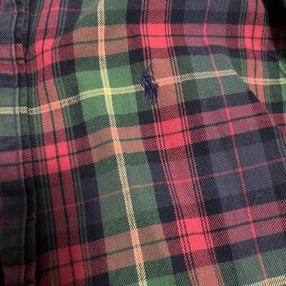 Ralph Lauren Plaid Button Down Classic Fit - Picture 3 of 5